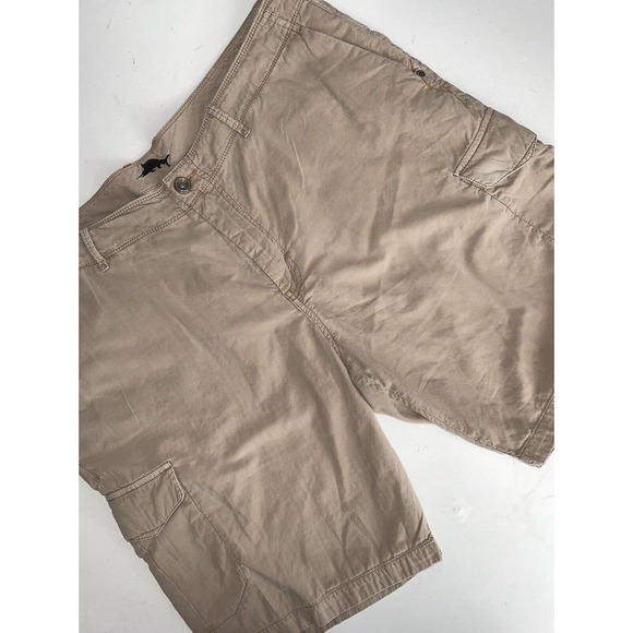 Tommy Bahama Other - TOMMY BAHAMA SHORTS CARGO KHAKI BEIGE FLAT FRONT COTTON SZ 40